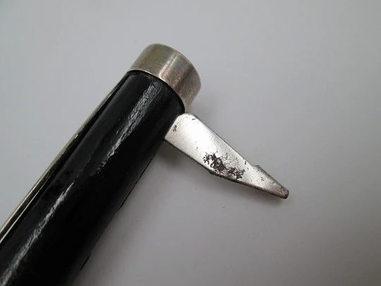 Dip calligraphy pen. Sterling silver and black wood. Gold plated nib. 1953