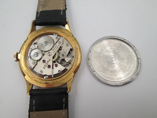 Dogma Prima. 10 microns gold plated & stainless steel. Manual wind. Swiss. 1950's