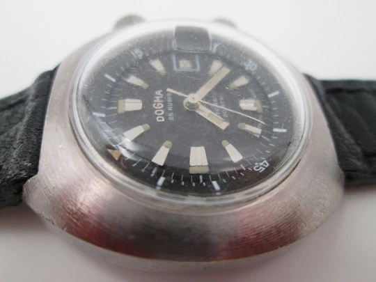 Dogma Super Compressor 200 meters ladie's dive wristwatch. Two crowns