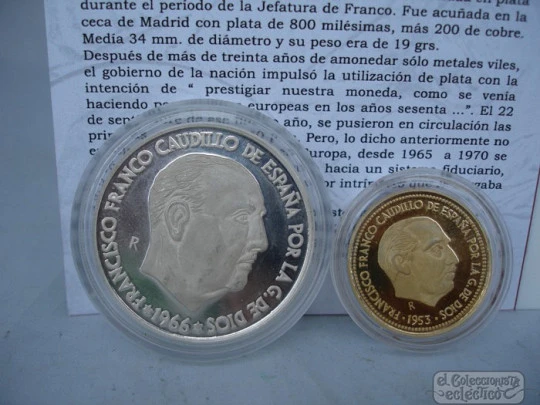 Dos monedas plata maciza pura de ley. Vermeil. Pesetas Franquistas