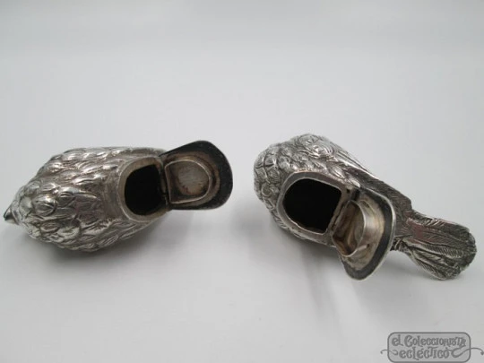 Duck pair of salt & pepper shakers. 925 sterling silver. 1950's. Spain