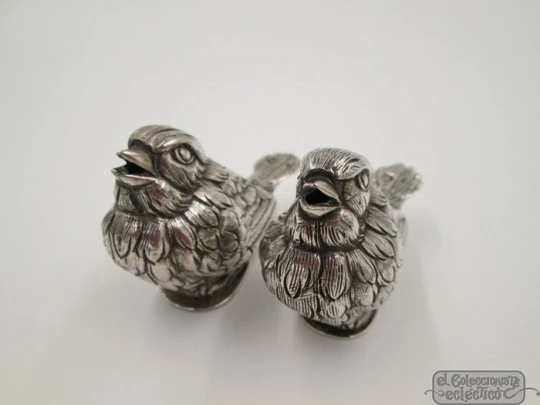 Duck pair of salt & pepper shakers. Sterling silver. 1950's. Spain