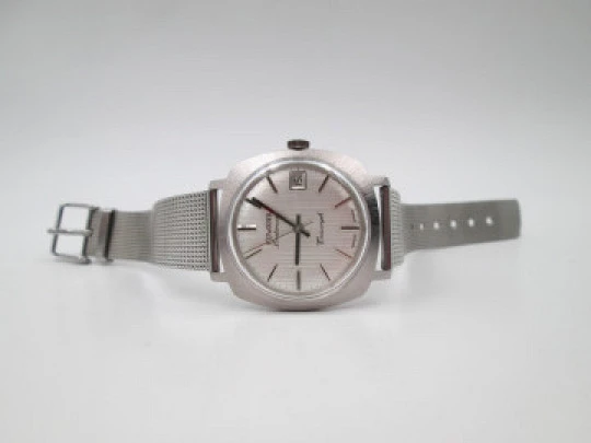 Duward Continual Triumph. Stainless steel. Calendar. Automatic. Mesh strap. 1970's Duward Continual Triumph. Stainless steel. Calendar. Automatic. Mesh strap. 1970's