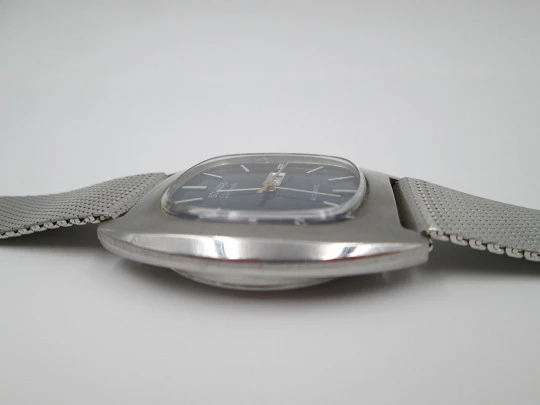 Duward Diplomatic. Acero. Automático. Día y fecha. Esfera azul. Estuche. 1970