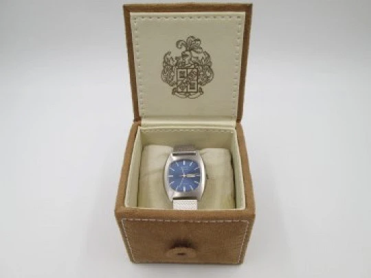 Duward Diplomatic. Automatic. Steel. Date & day. Blue dial. 1970's. Original box