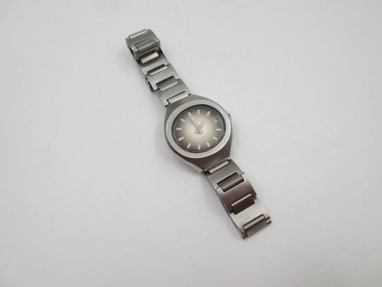 Duward Internat reloj mujer. Acero. Dial tornasolado. Brazalete. Calendario. Cuerda