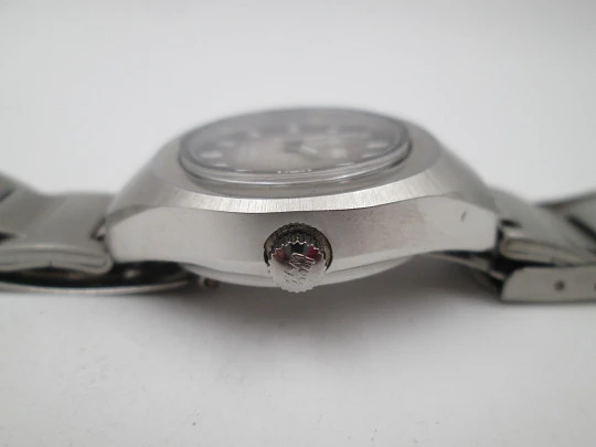 Duward Internat reloj mujer. Acero. Dial tornasolado. Brazalete. Calendario. Cuerda