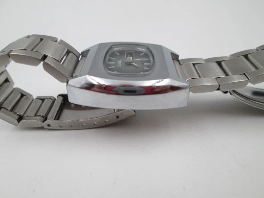 Duward Internat reloj unisex. Acero y metal niquelado. Dial verde. Brazalete. Cuerda