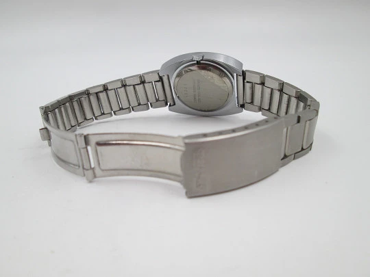 Duward Internat reloj unisex. Acero y metal niquelado. Dial verde. Brazalete. Cuerda