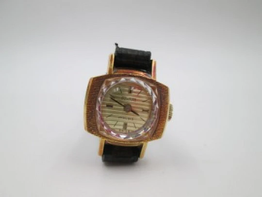 Duward ladie's watch. Stainless steel & 20 microns gold plated. Manual wind. 1970's