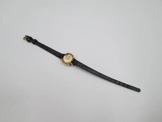 Duward ladie's watch. Stainless steel & 20 microns gold plated. Manual wind. 1970's