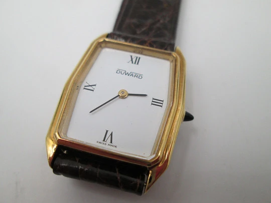 Duward ladie's watch. Stainless steel & gold plated. Manual wind. Original strap. 1970's