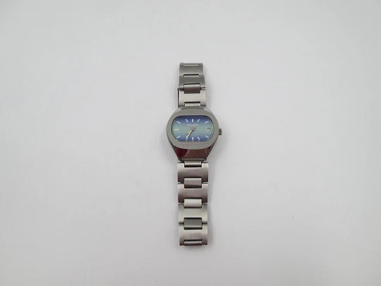 Duward reloj mujer. Acero inoxidable. Dial bicolor. Brazalete. Calendario. Cuerda manual