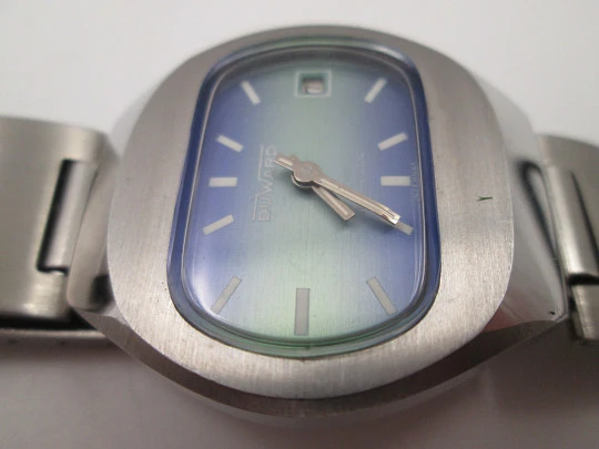 Duward reloj mujer. Acero inoxidable. Dial bicolor. Brazalete. Calendario. Cuerda manual