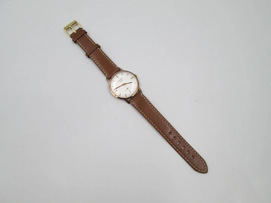 Duward Select. Steel & 10 microns gold plated. Manual wind. Small seconds hand. 1970's