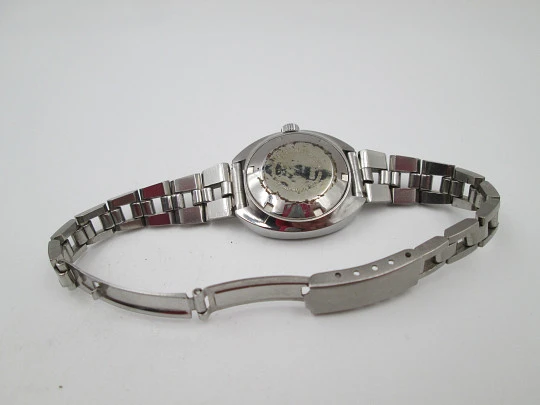 Duward women's automatic watch. Stainless steel. Purple dial. Calendar. Bracelet. 1970's