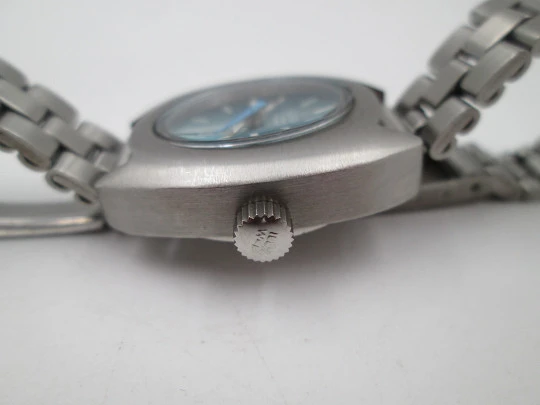 Duward women's manual wind watch. Stainless steel. Blue iridescent dial. Calendar. Bracelet Duward women's manual wind watch. Stainless steel. Blue iridescent dial. Calendar. Bracelet