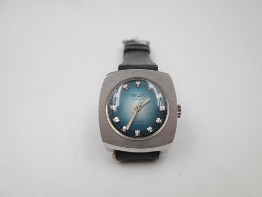 Duward women's watch. Stainless steel. Blue sphere. Manual wind. Leather strap. 1970's Duward women's watch. Stainless steel. Blue sphere. Manual wind. Leather strap. 1970's