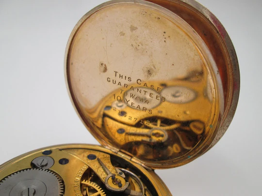 Elgin hunter-case pocket watch with chain. Gold plated. Stem-wind. Porcelain dial. 1930's