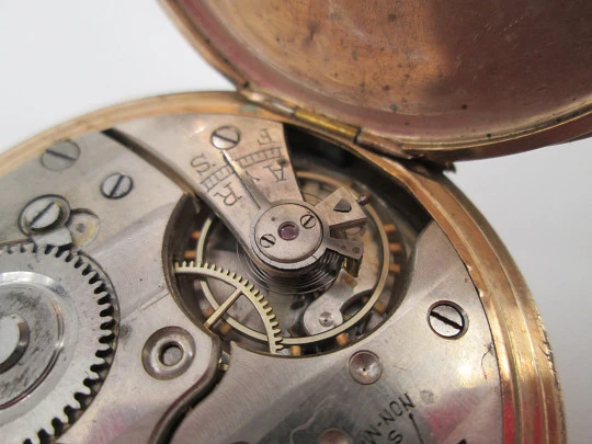 Elgin / Non-Magnetic hunter-case pocket watch. Gold plated. Stem winding. 1890's