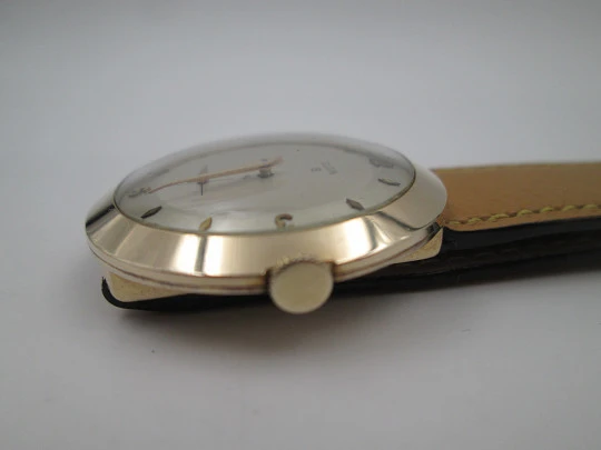 Elgin. 10 karat gold filled. Manual wind. Small second hand. Strap. 1950's. USA