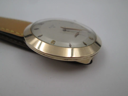 Elgin. 10 karat gold filled. Manual wind. Small second hand. Strap. 1950's. USA