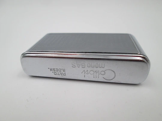 Encendedor Colibri Mini Monogas. Metal plateado. Patrón diamante. Inglaterra. Caja Encendedor Colibri Mini Monogas. Metal plateado. Patrón diamante. Inglaterra. Caja