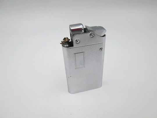 Encendedor de bolsillo automático a gasolina Benlow Master. Metal plateado. Caja. 1950 Encendedor de bolsillo automático a gasolina Benlow Master. Metal plateado. Caja. 1950