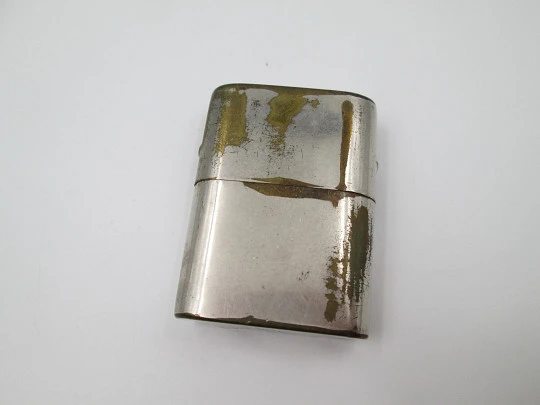 Encendedor de gasolina Orlik Stormproof No.66. Austria. Latón plateado. 1920