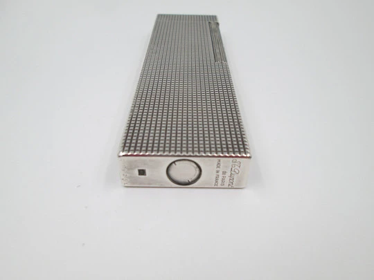 Encendedor de mesa S.T. Dupont. Metal chapado en plata. Patrón diamante. 1980