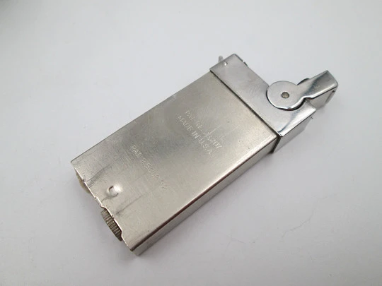 Encendedor de sobremesa a gasolina American Safety Razor. Metal cromado. 1940 Encendedor de sobremesa a gasolina American Safety Razor. Metal cromado. 1940