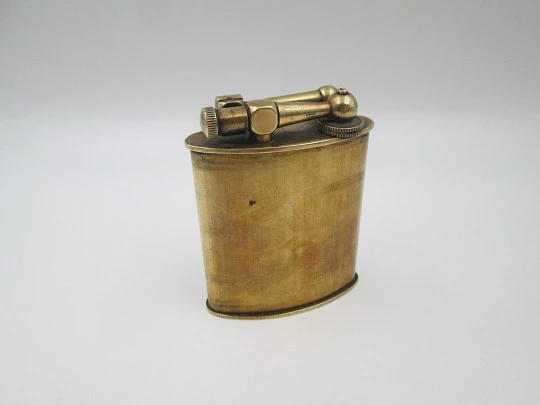 Encendedor de sobremesa a gasolina en bronce. Modelo de martillo. Francia. 1930 Encendedor de sobremesa a gasolina en bronce. Modelo de martillo. Francia. 1930