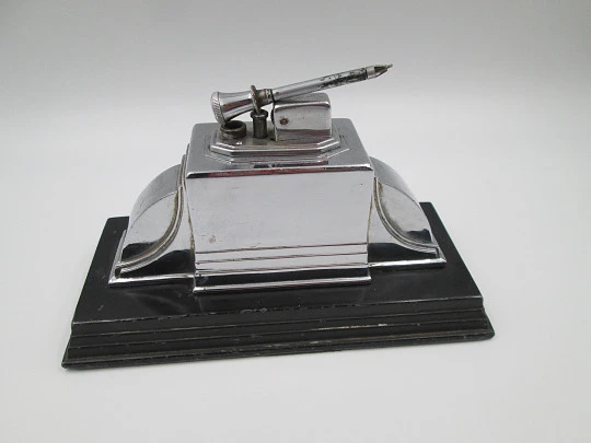 Encendedor de sobremesa art decó a gasolina Ronson Touch-Tip. Metal cromado. 1930 Encendedor de sobremesa art decó a gasolina Ronson Touch-Tip. Metal cromado. 1930