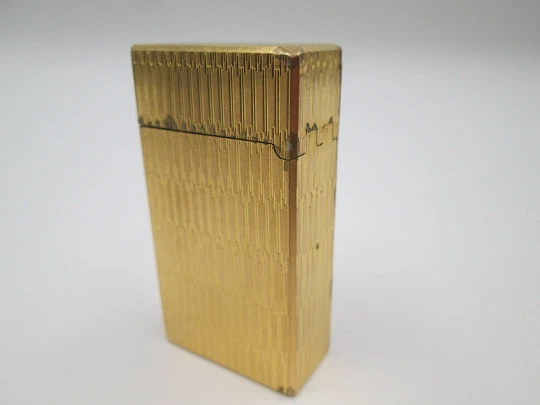 Encendedor gas Vinci Flaminaire París. Chapado oro 23 quilates. Estuche. 1970