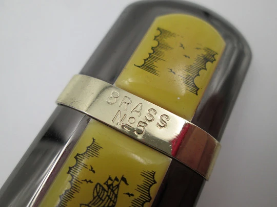 Encendedor gasolina Brass Nº5. Metal pavonado y ballenero. Japón. 1990