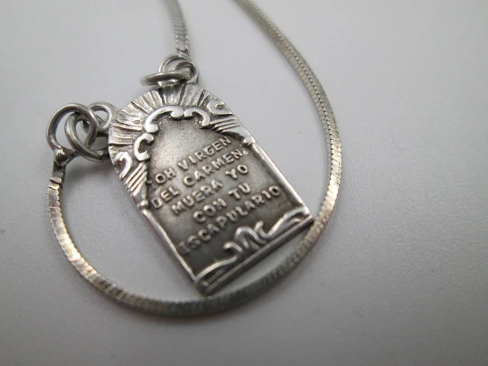 Escapulario Virgen del Carmen y Corazón Jesús. Plata ley. Años 40 Escapulario Virgen del Carmen y Corazón Jesús. Plata ley. Años 40