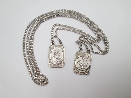 Escapulario Virgen del Carmen y Corazón Jesús. Plata ley. Cadena. 1940