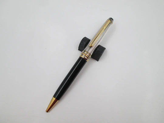 Esferógrafo Montblanc Meisterstuck Solitaire Doue. Plata, chapados oro y resina negra