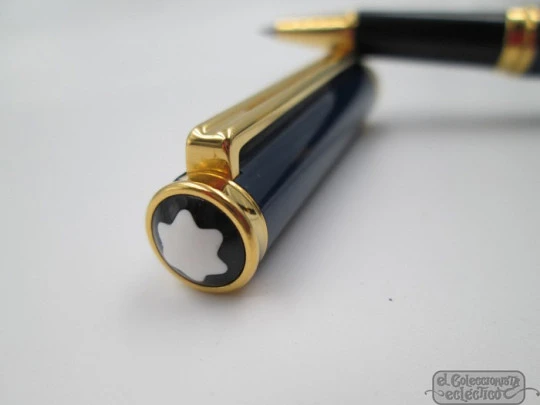 Esferógrafo Montblanc Noblesse Oblige. Laca turquesa y chapado oro