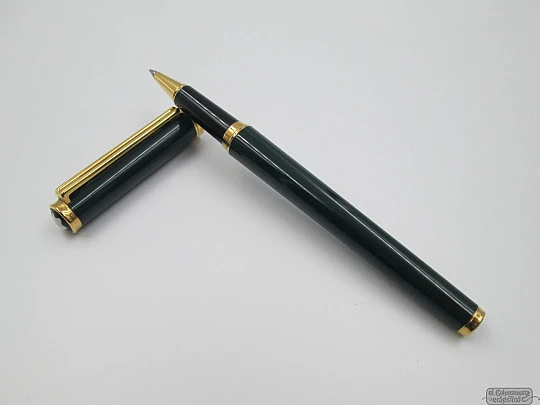 Esferógrafo Montblanc Noblesse Oblige. Laca verde y chapado oro