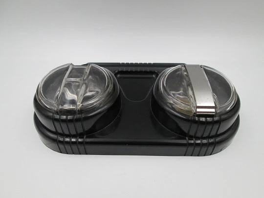 Esterbrook bakelite art deco desk set with crystal inkwells and dip pens stands. 1930's