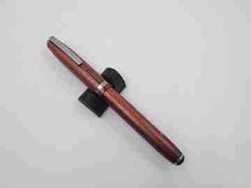 Esterbrook modelo J. Celuloide marmolizado rojo. Plumín acero. 1940