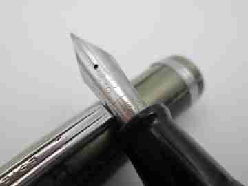 Esterbrook. Model J. Green marbled celluloid. Lever filler. 1940