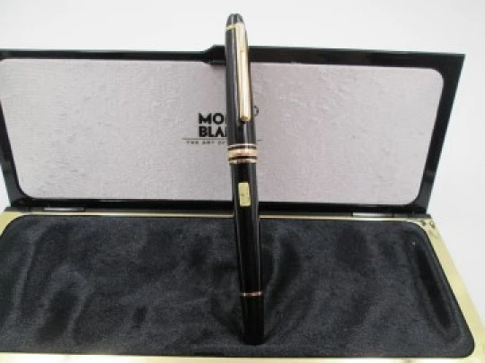 Estilográfica Montblanc Meisterstuck Classique. Estuche. 2005