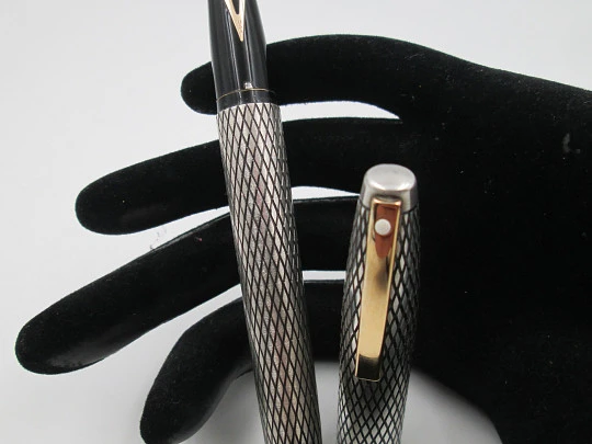 Estilográfica Sheaffer Imperial Sovereign. Plata de ley y clip chapado oro. Plumín Inlaid Estilográfica Sheaffer Imperial Sovereign. Plata de ley y clip chapado oro. Plumín Inlaid