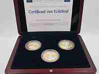 Estuche 3 monedas 50 euros. San Marino, Mónaco y Vaticano. Plata y baño 24K