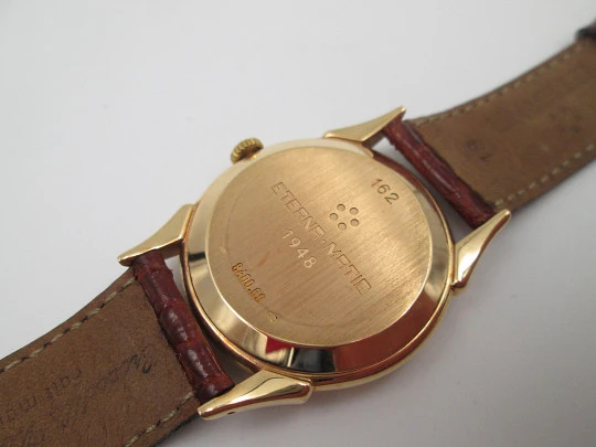 Eterna-Matic 1948 'Les Historiques'. Oro amarillo de 18k. Automático. Calendario