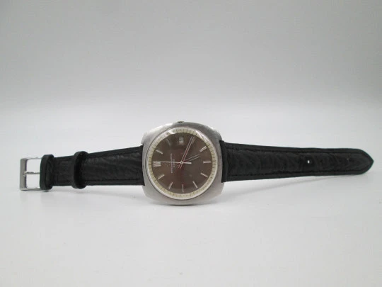 Eterna-Matic 2002. Acero inoxidable. Automático. Dial gris. Correa piel. 1970. Suiza