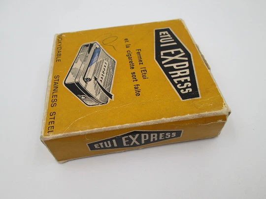 Etui Express tobacco roller machine. Silver plated metal. Original box. France. 1960's