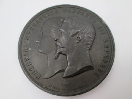 Eugenia de Montijo y Napoleón III medalla zinc. Palacio Industria. Armand Auguste Caqué. 1855